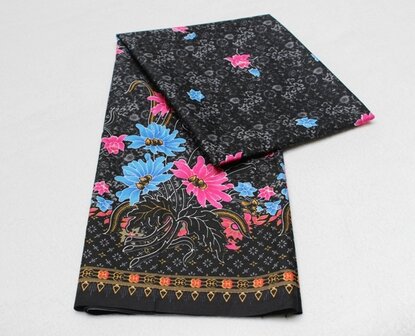 Thaise doek / zwart met bloemen