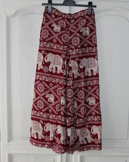 Thaise wrap broek olifant bordeaux voorkant