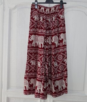 Thaise wrap broek bordeaux olifant achterkant