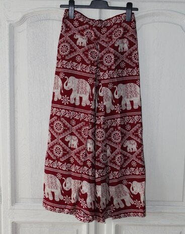 Thaise wrap broek olifant bordeaux voorkant